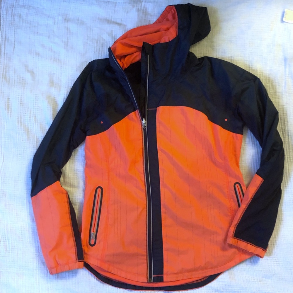 Lululemon Get Up and Glow Reflective Rain Jacket